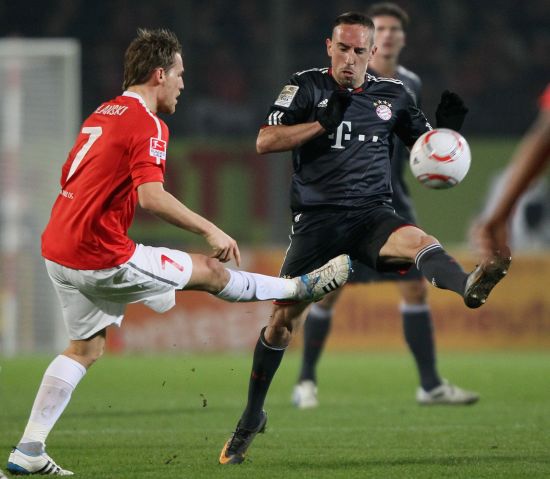 理层在选帅 理层在选帅